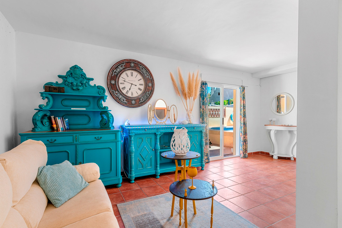 Se vende Villa - Chalet de 5 dormitorios en Costa Blanca, Alicante, España