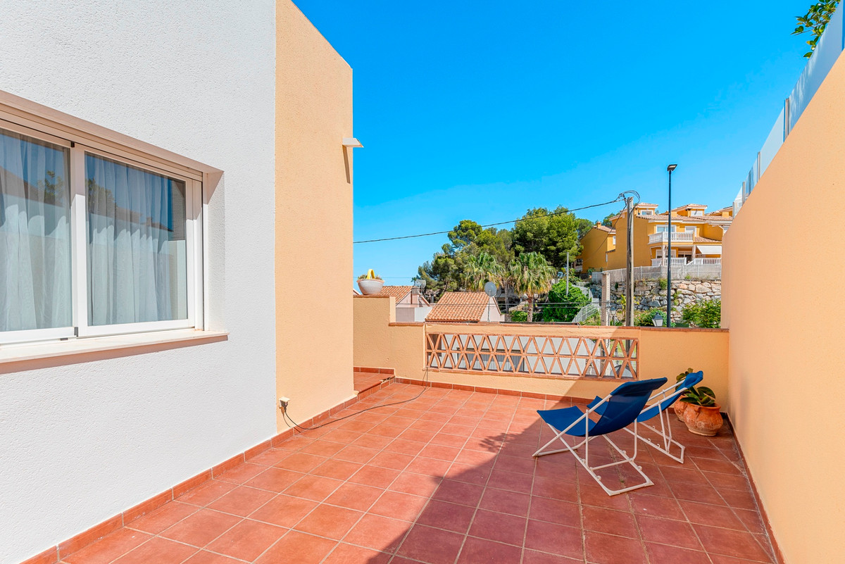 Se vende Villa - Chalet de 5 dormitorios en Costa Blanca, Alicante, España