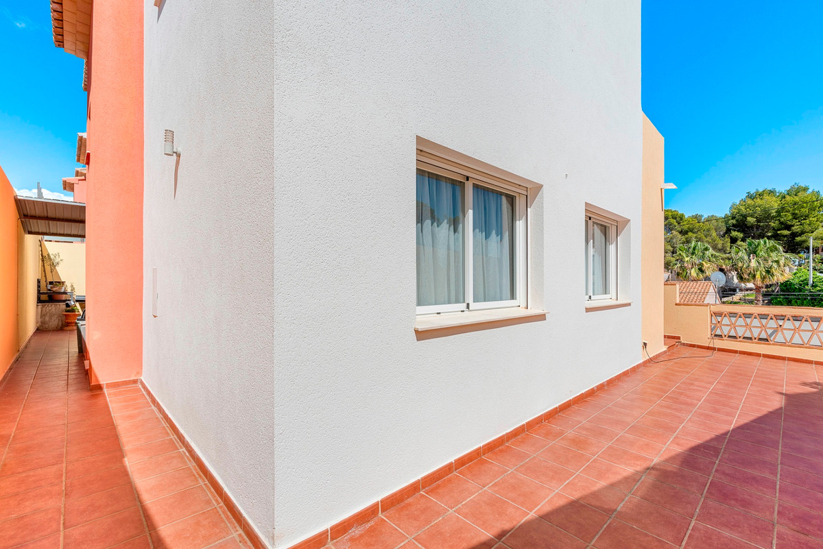 Se vende Villa - Chalet de 5 dormitorios en Costa Blanca, Alicante, España
