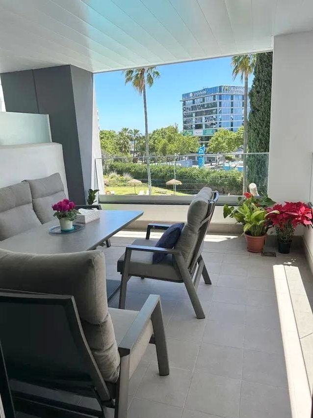 3 Bed Apartment for sale in Marbella Costa Del Sol, Málaga, Spain