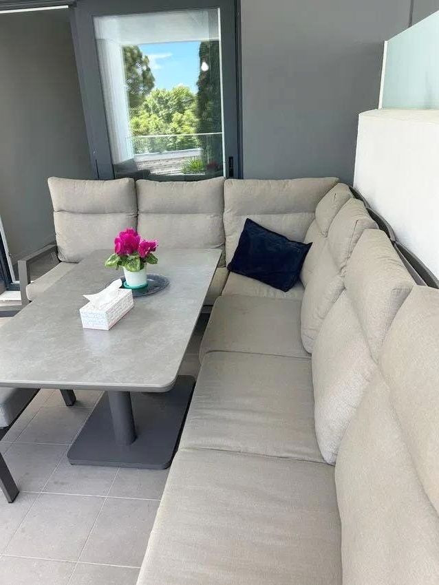 3 Bed Apartment for sale in Marbella Costa Del Sol, Málaga, Spain