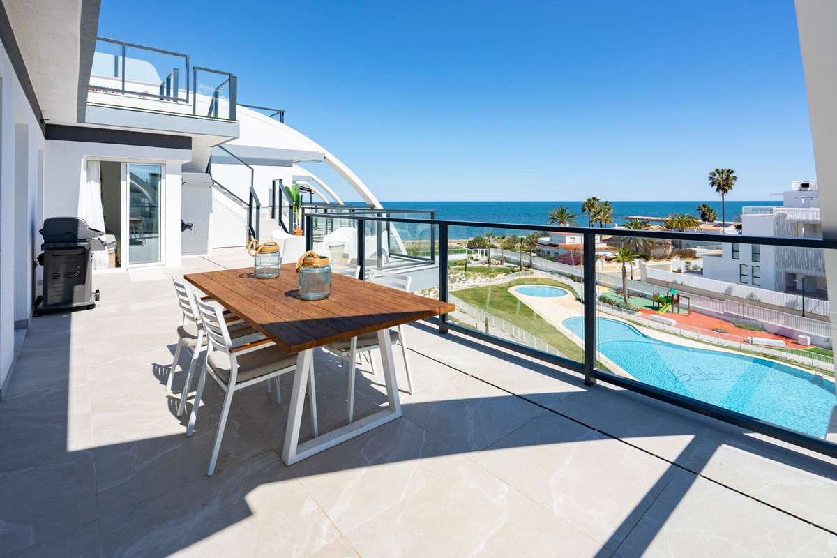 Se vende Ático de 3 dormitorios en Costa Blanca, Alicante, España