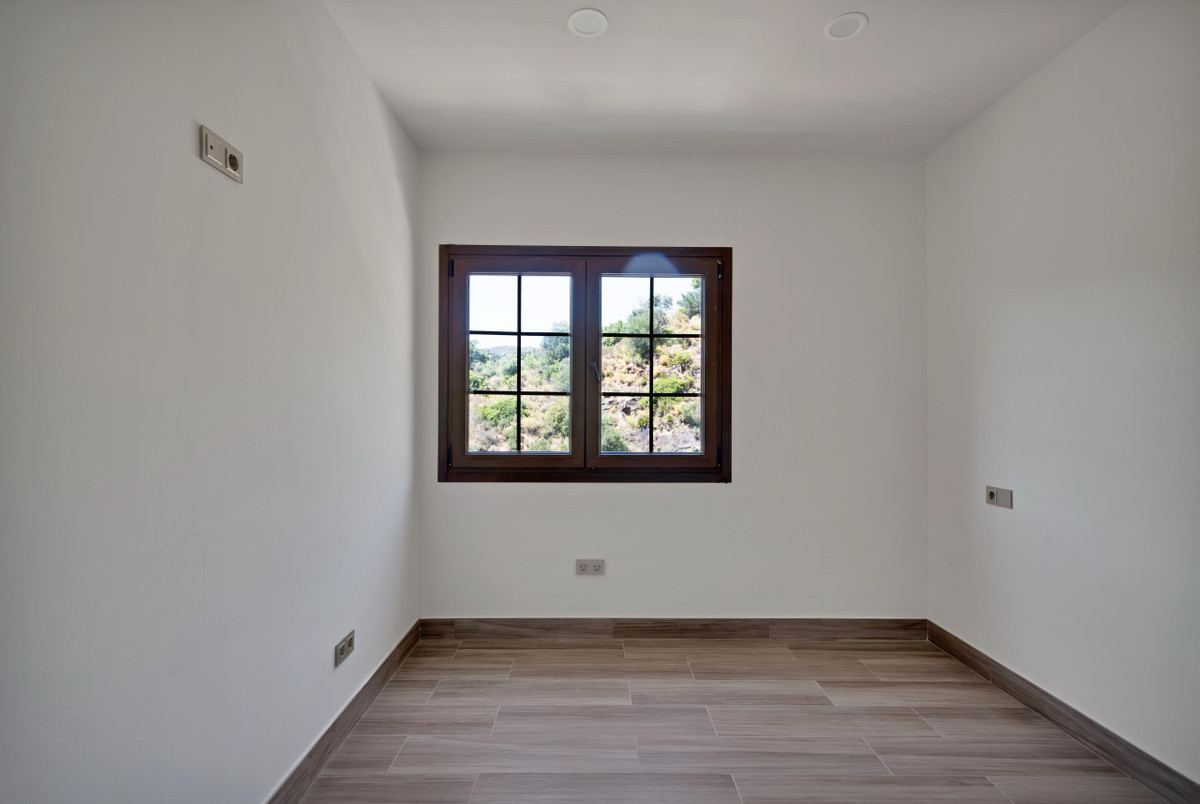 Se vende Villa - Chalet de 3 dormitorios en Costa Del Sol, Málaga, España