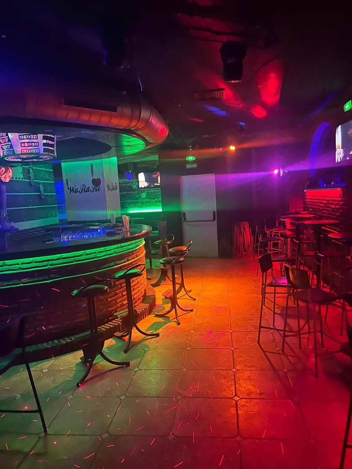 Se vende Local comercial  en Costa Del Sol, Málaga, España