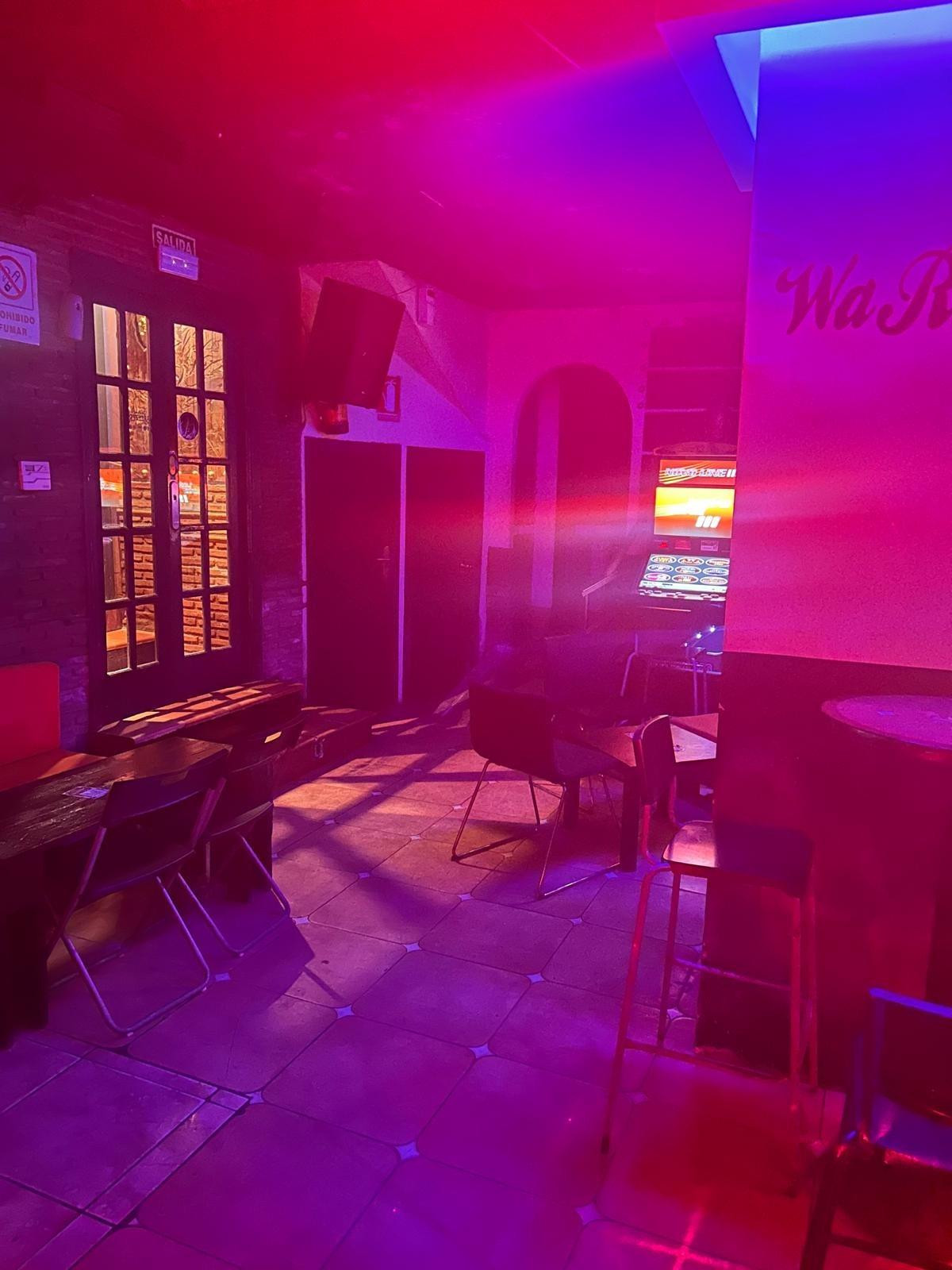 Se vende Local comercial  en Costa Del Sol, Málaga, España