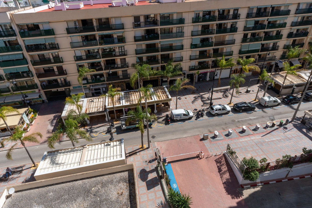 2 Bed Apartment for sale in Fuengirola Costa Del Sol, Málaga, Spain