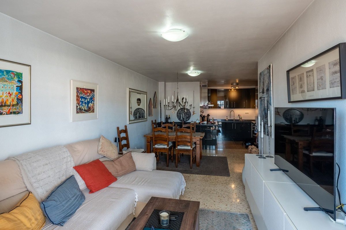 2 Bed Apartment for sale in Fuengirola Costa Del Sol, Málaga, Spain