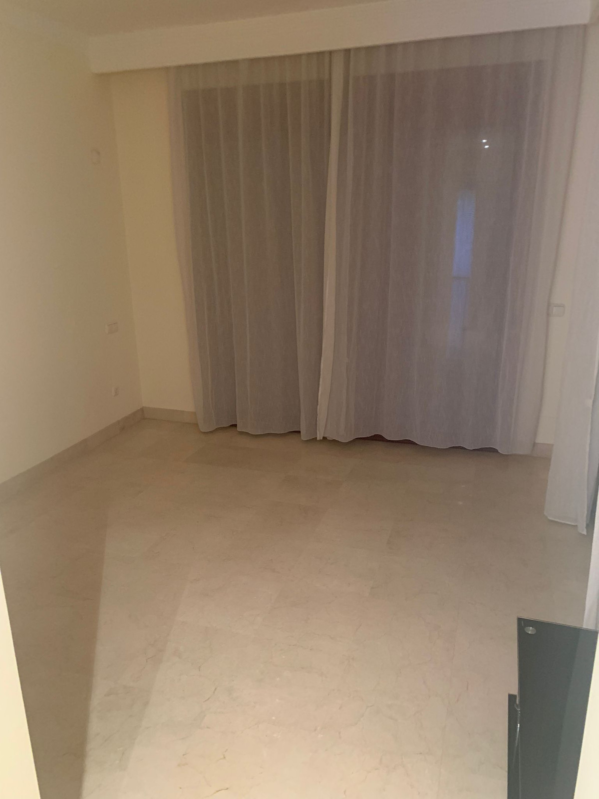 Se vende Apartamento Planta Baja de 3 dormitorios en Costa Del Sol, Málaga, España