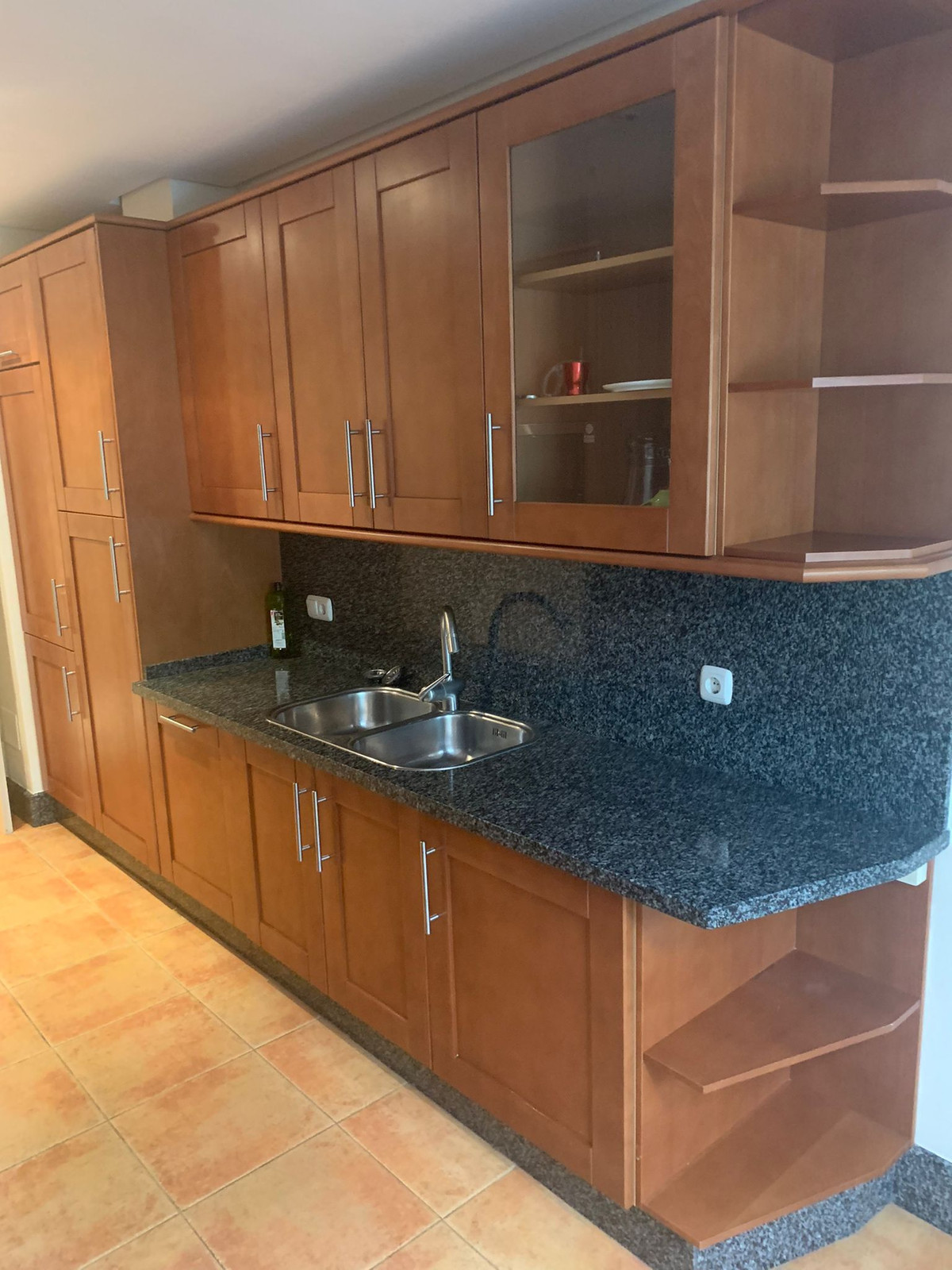 Se vende Apartamento Planta Baja de 3 dormitorios en Costa Del Sol, Málaga, España