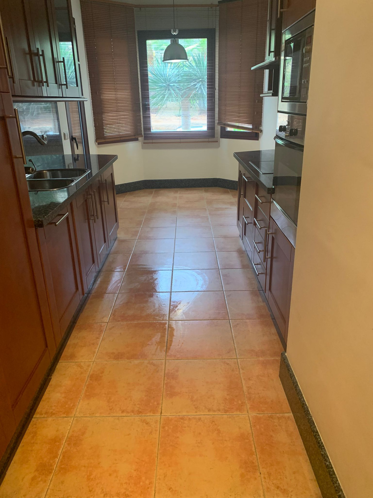 Se vende Apartamento Planta Baja de 3 dormitorios en Costa Del Sol, Málaga, España