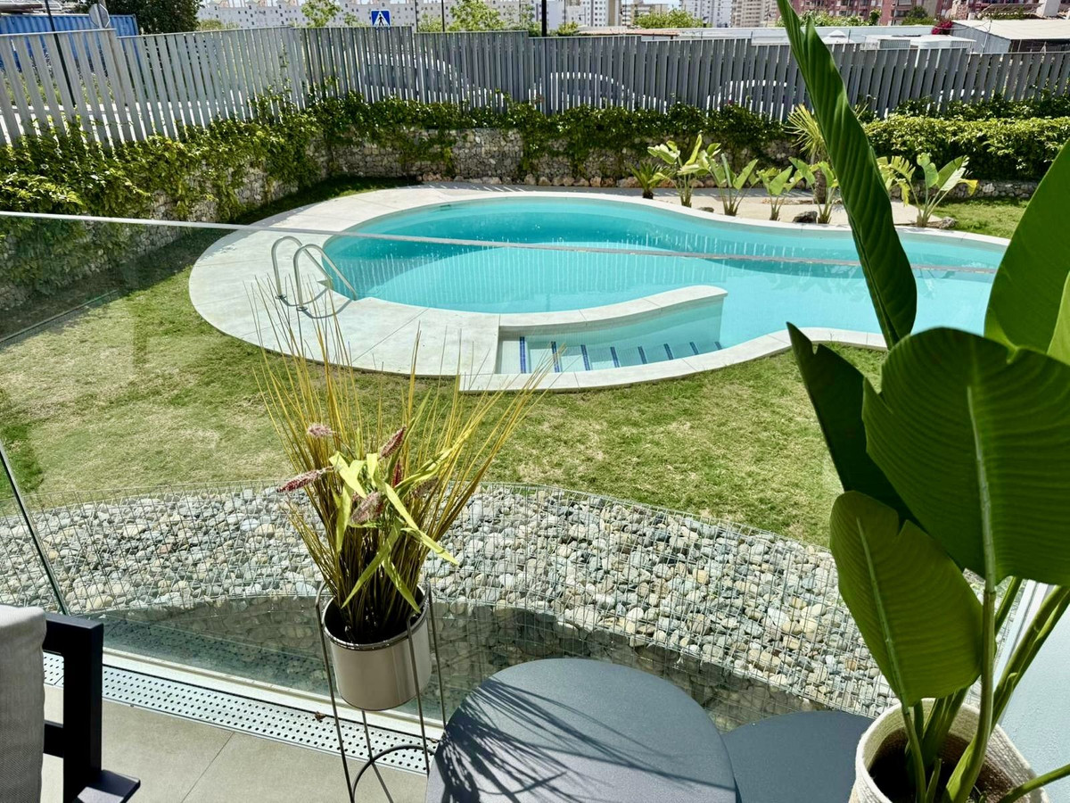 Se vende Apartamento Planta Baja de 3 dormitorios en Costa Del Sol, Málaga, España