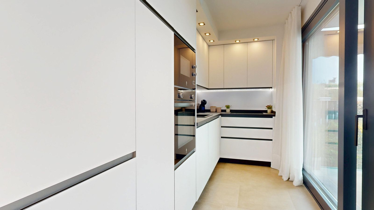 Se vende Apartamento Planta Baja de 3 dormitorios en Costa Del Sol, Málaga, España