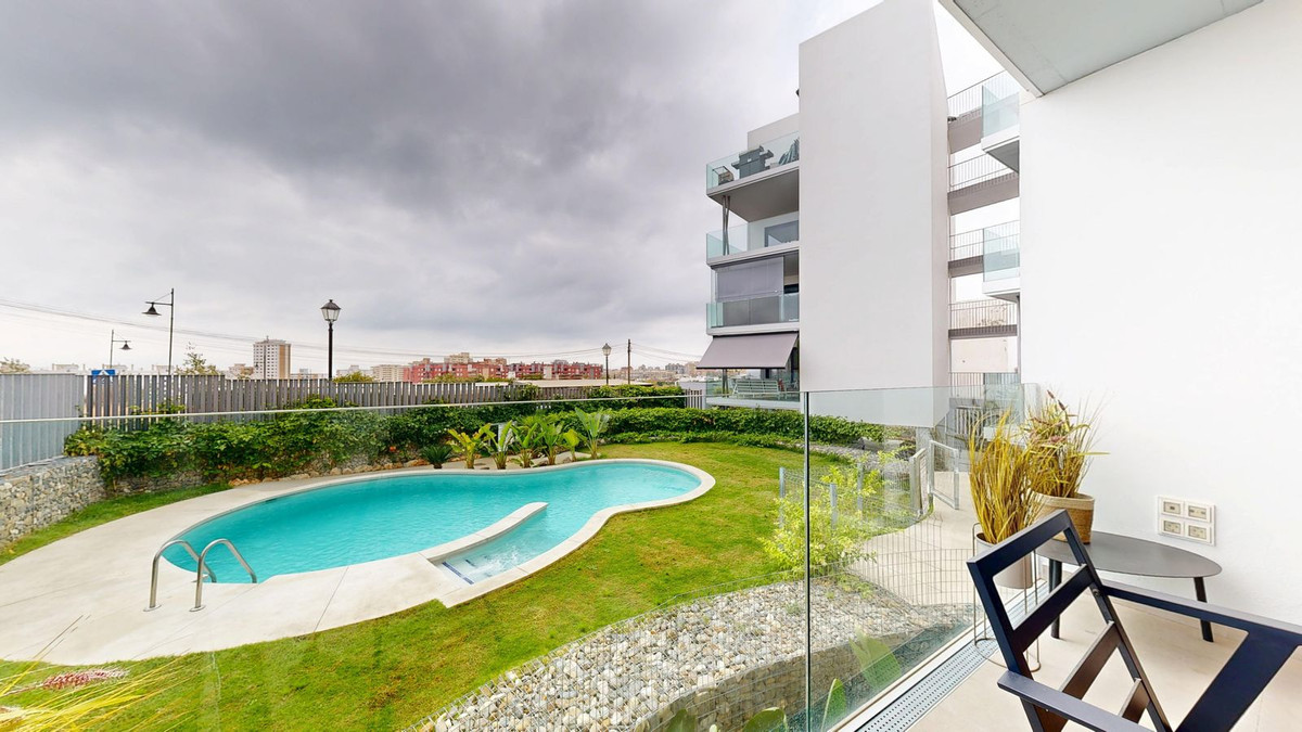Se vende Apartamento Planta Baja de 3 dormitorios en Costa Del Sol, Málaga, España