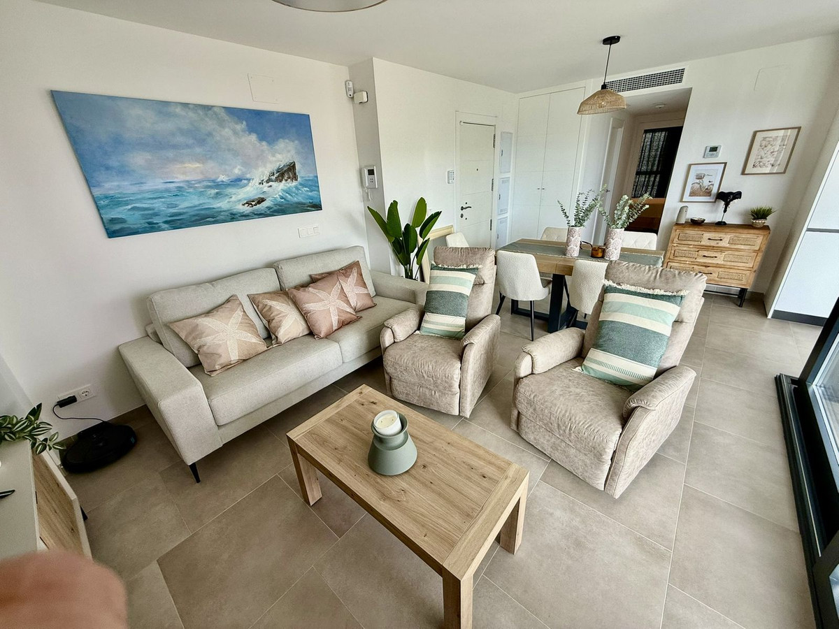 Se vende Apartamento Planta Baja de 3 dormitorios en Costa Del Sol, Málaga, España