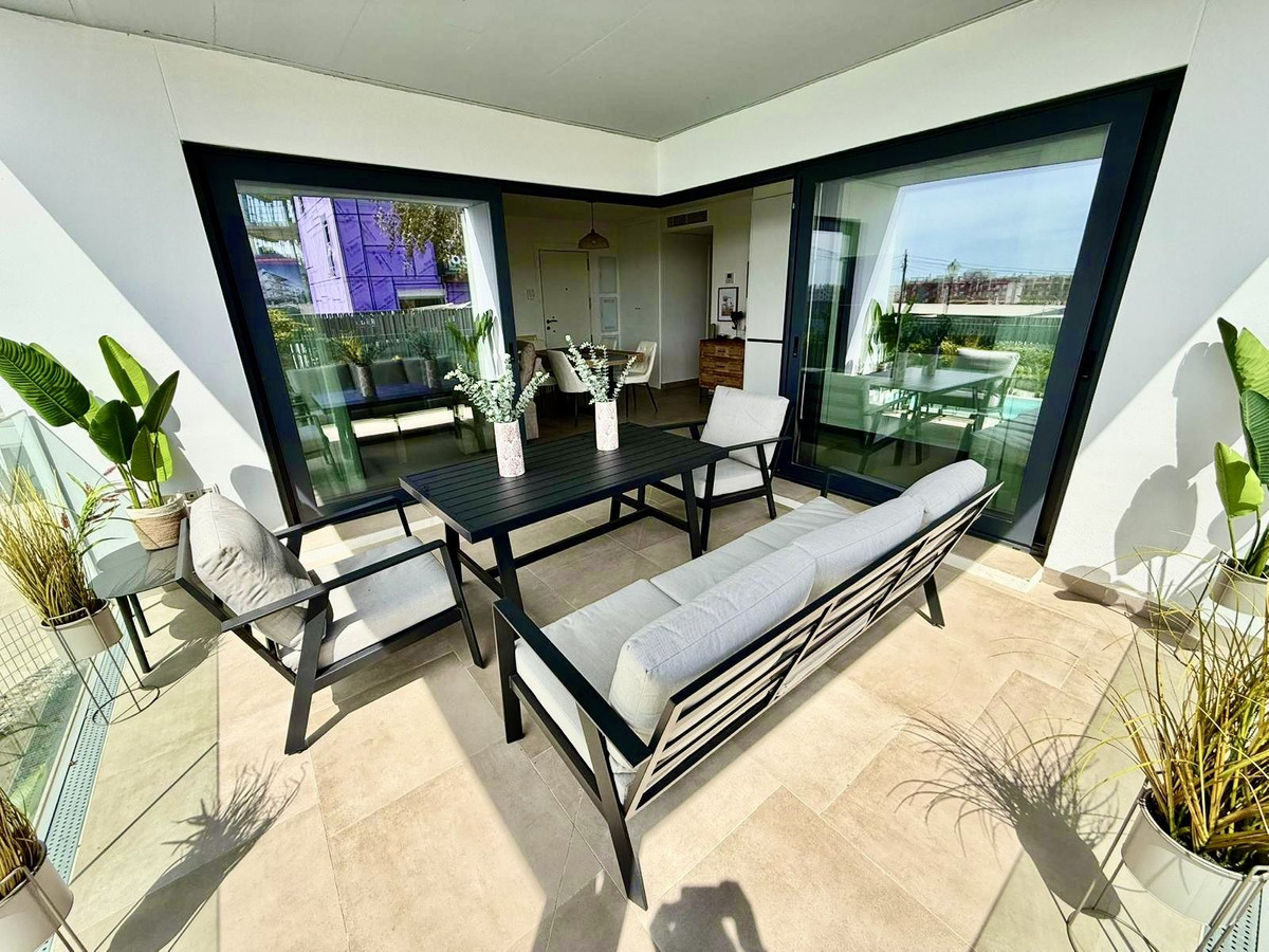 Se vende Apartamento Planta Baja de 3 dormitorios en Costa Del Sol, Málaga, España