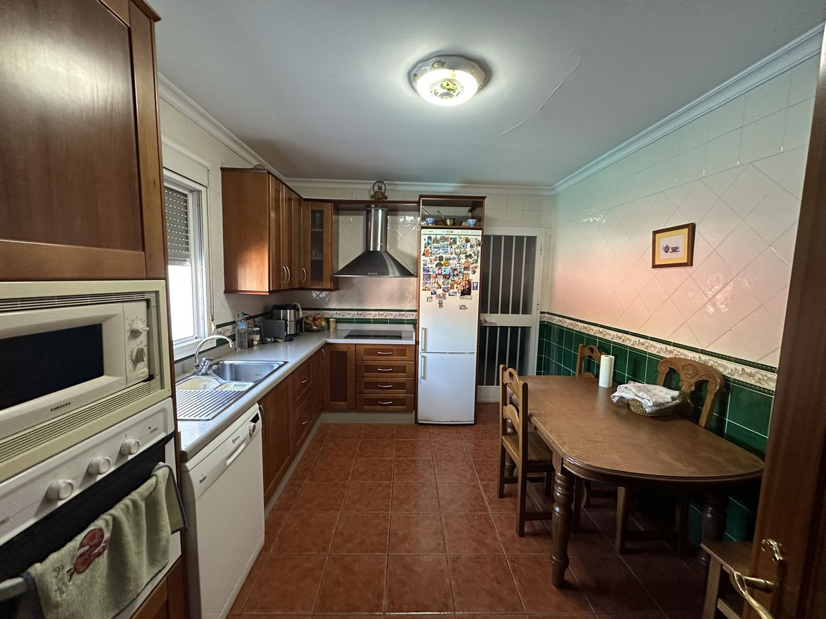3 Bed Townhouse for sale in San Pedro De Alcántara Costa Del Sol, Málaga, Spain