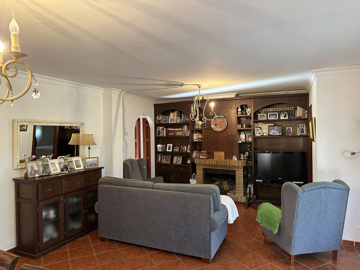 3 Bed Townhouse for sale in San Pedro De Alcántara Costa Del Sol, Málaga, Spain