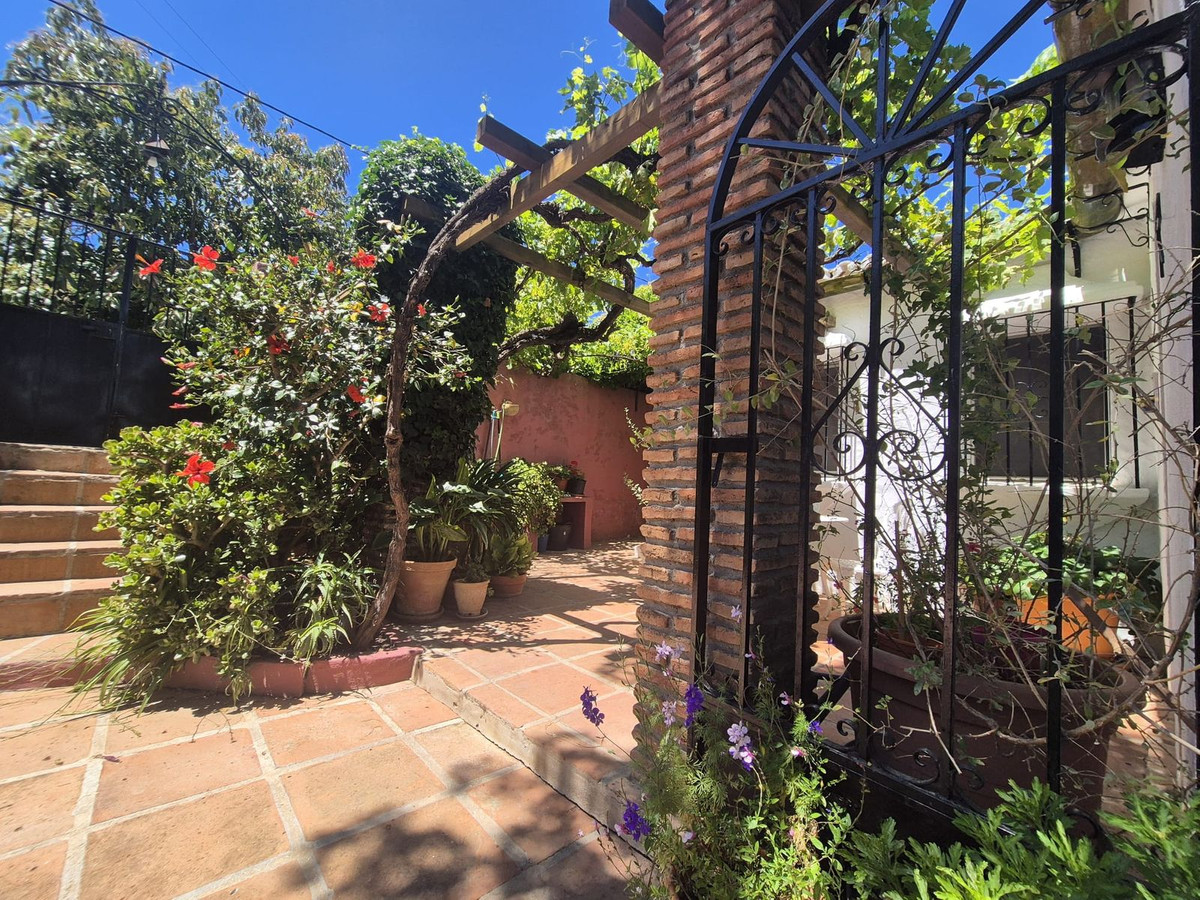 3 Bed Townhouse for sale in Alhaurín El Grande Costa Del Sol, Málaga, Spain