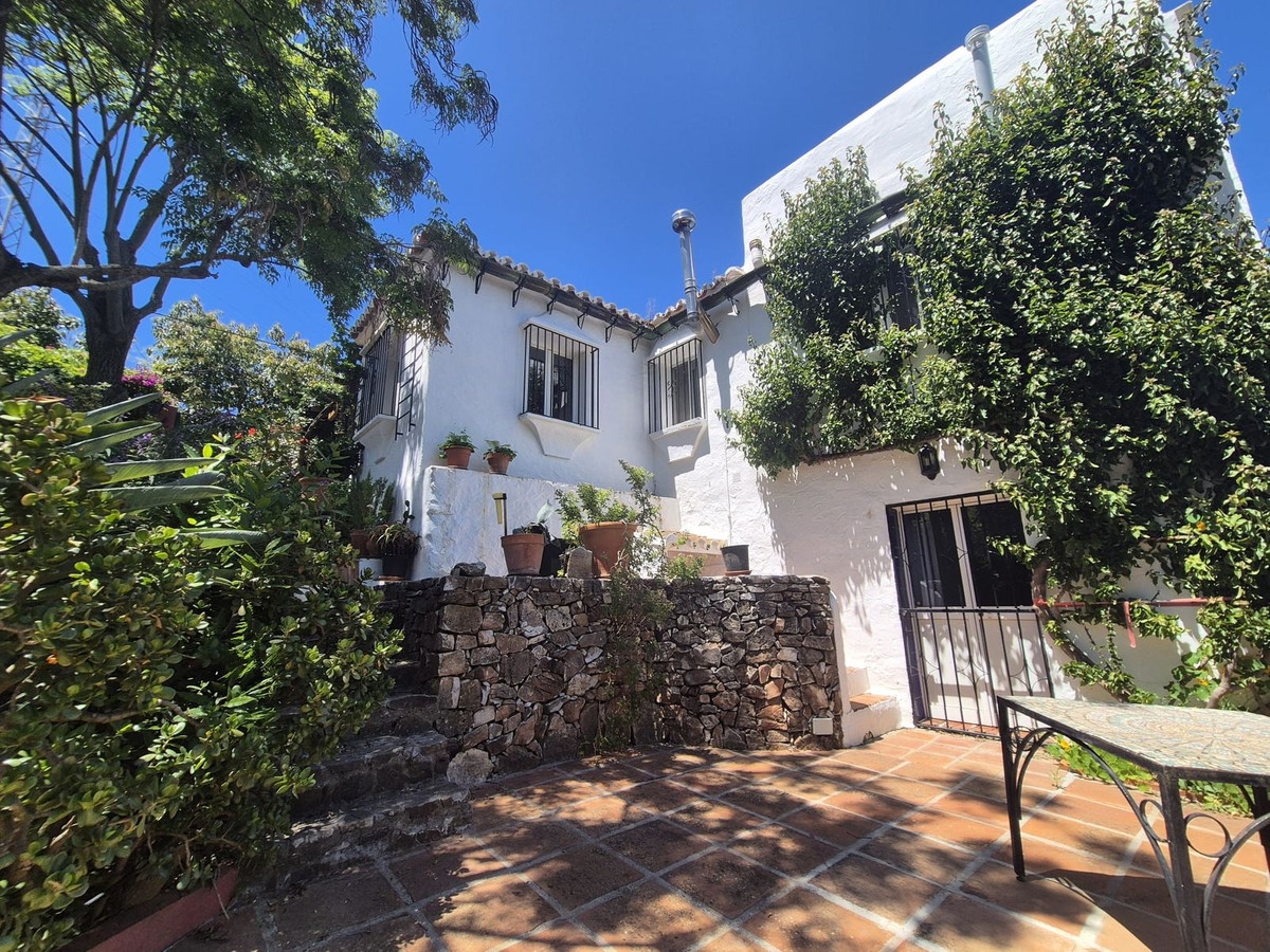 3 Bed Townhouse for sale in Alhaurín El Grande Costa Del Sol, Málaga, Spain
