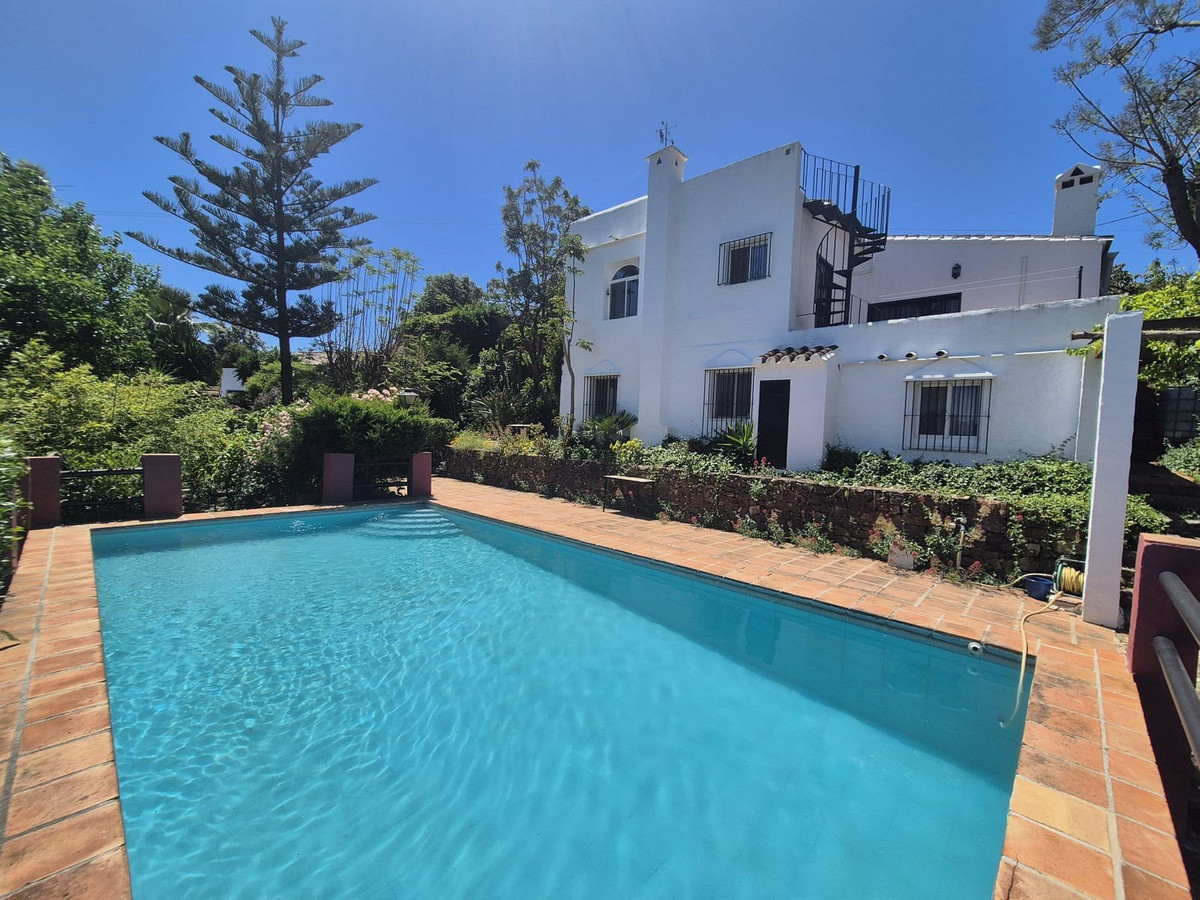 3 Bed Townhouse for sale in Alhaurín El Grande Costa Del Sol, Málaga, Spain