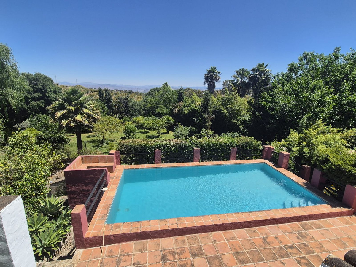 3 Bed Townhouse for sale in Alhaurín El Grande Costa Del Sol, Málaga, Spain