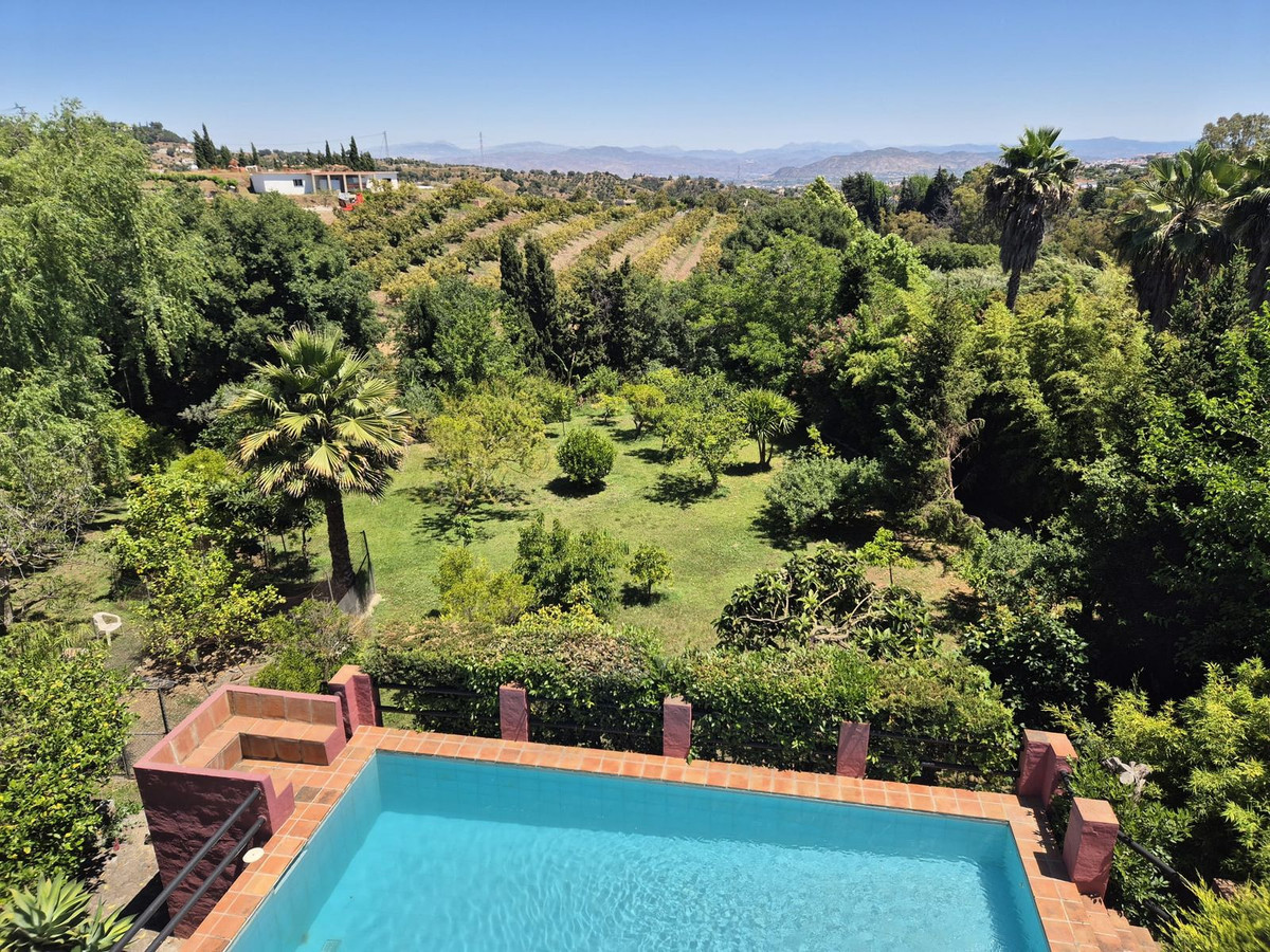 3 Bed Townhouse for sale in Alhaurín El Grande Costa Del Sol, Málaga, Spain