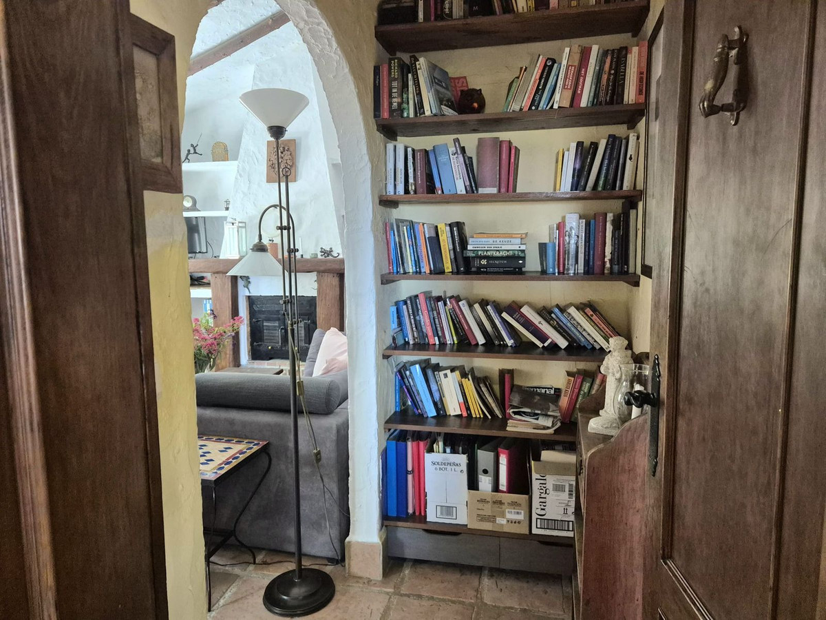 3 Bed Townhouse for sale in Alhaurín El Grande Costa Del Sol, Málaga, Spain