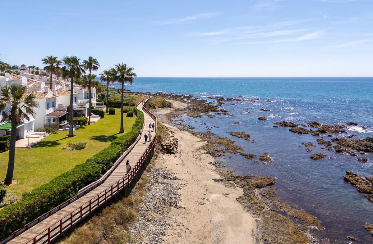 3 Bed Apartment for sale in Riviera Del Sol Costa Del Sol, Málaga, Spain