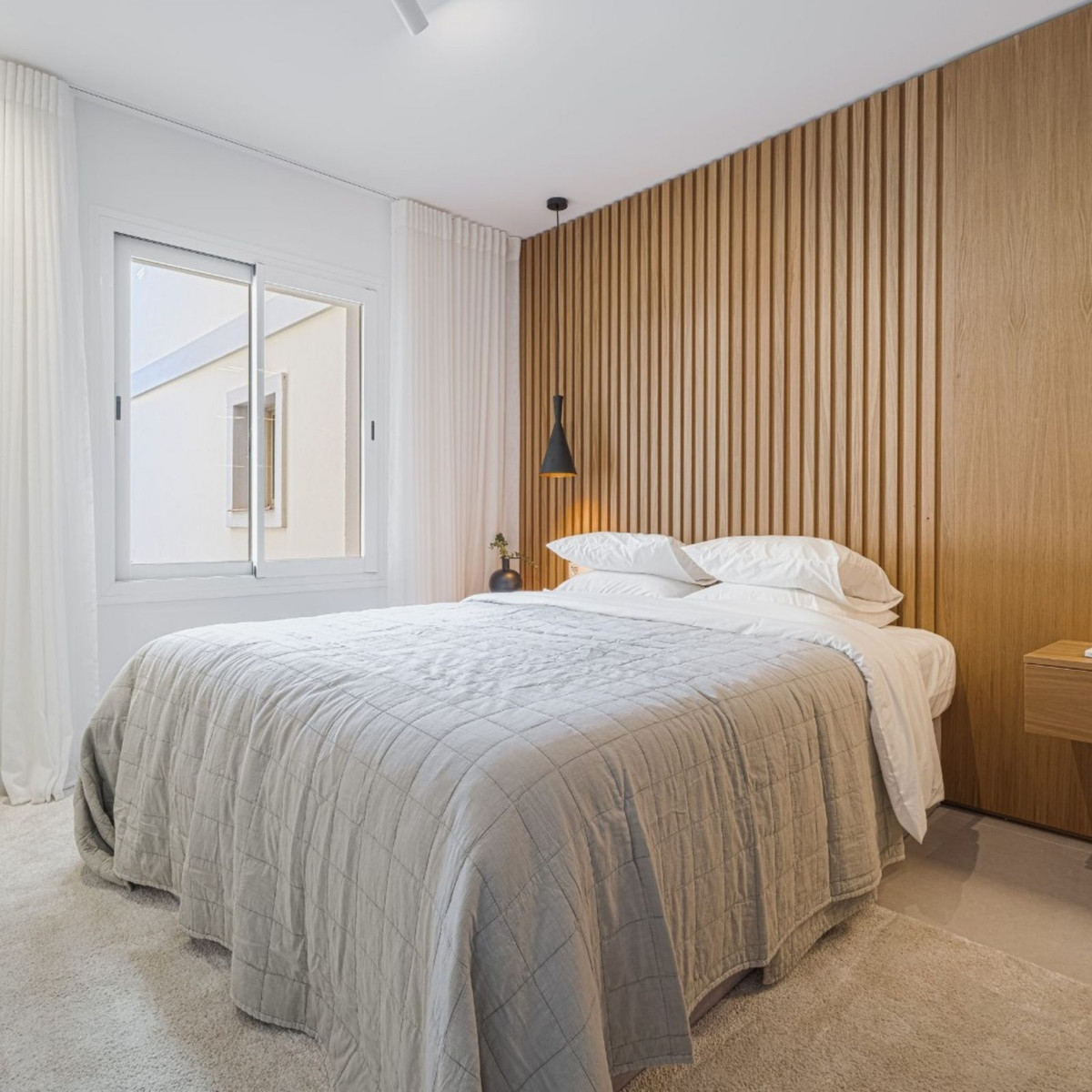 3 Bed Apartment for sale in Nueva Andalucía Costa Del Sol, Málaga, Spain