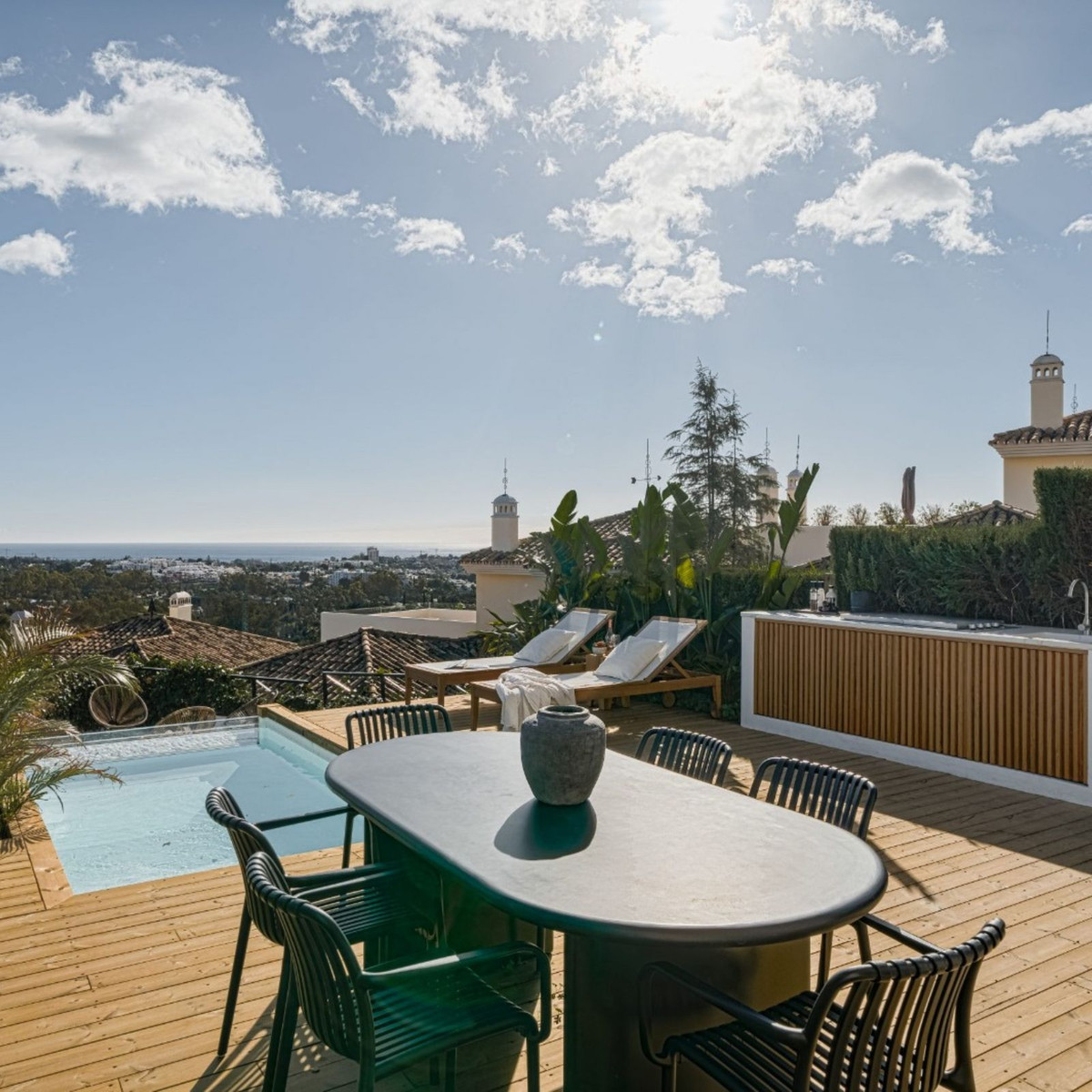 3 Bed Apartment for sale in Nueva Andalucía Costa Del Sol, Málaga, Spain