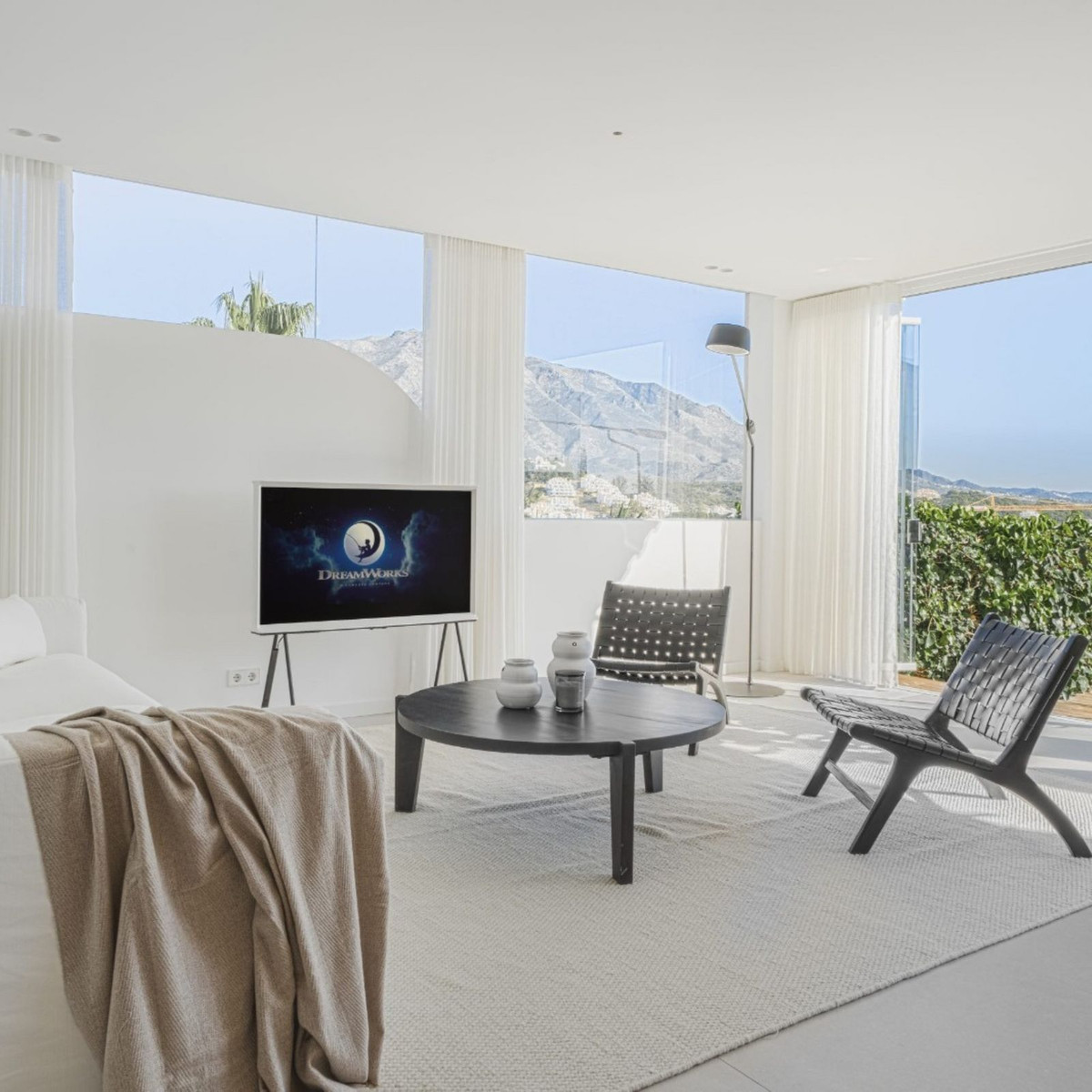 3 Bed Apartment for sale in Nueva Andalucía Costa Del Sol, Málaga, Spain