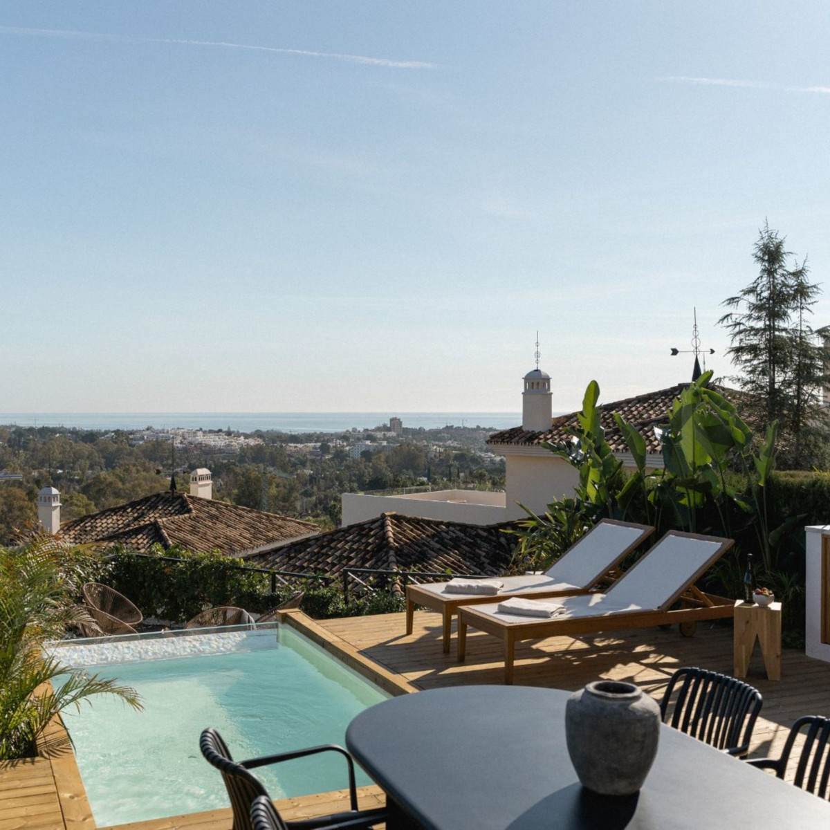 3 Bed Apartment for sale in Nueva Andalucía Costa Del Sol, Málaga, Spain