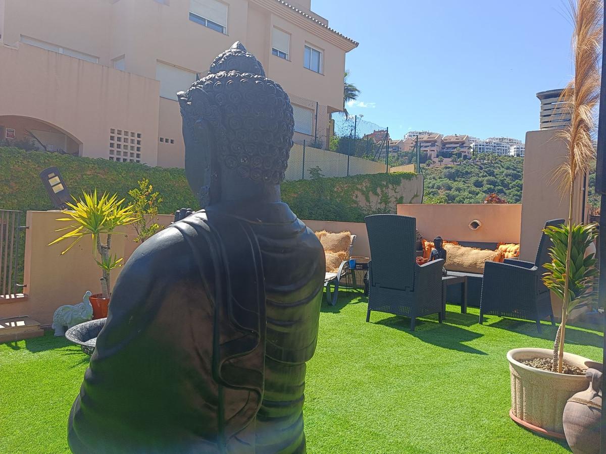 3 Bed Apartment for sale in Calahonda Costa Del Sol, Málaga, Spain