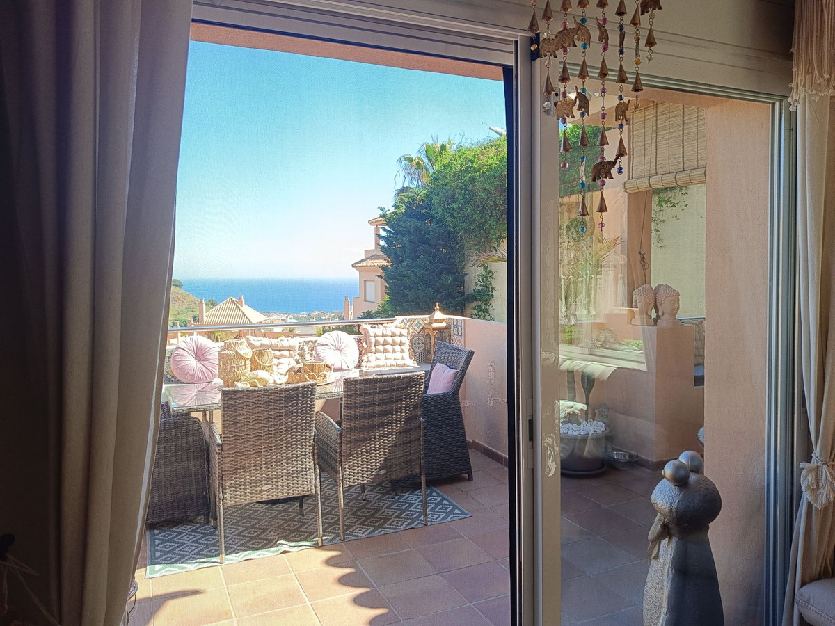3 Bed Apartment for sale in Calahonda Costa Del Sol, Málaga, Spain