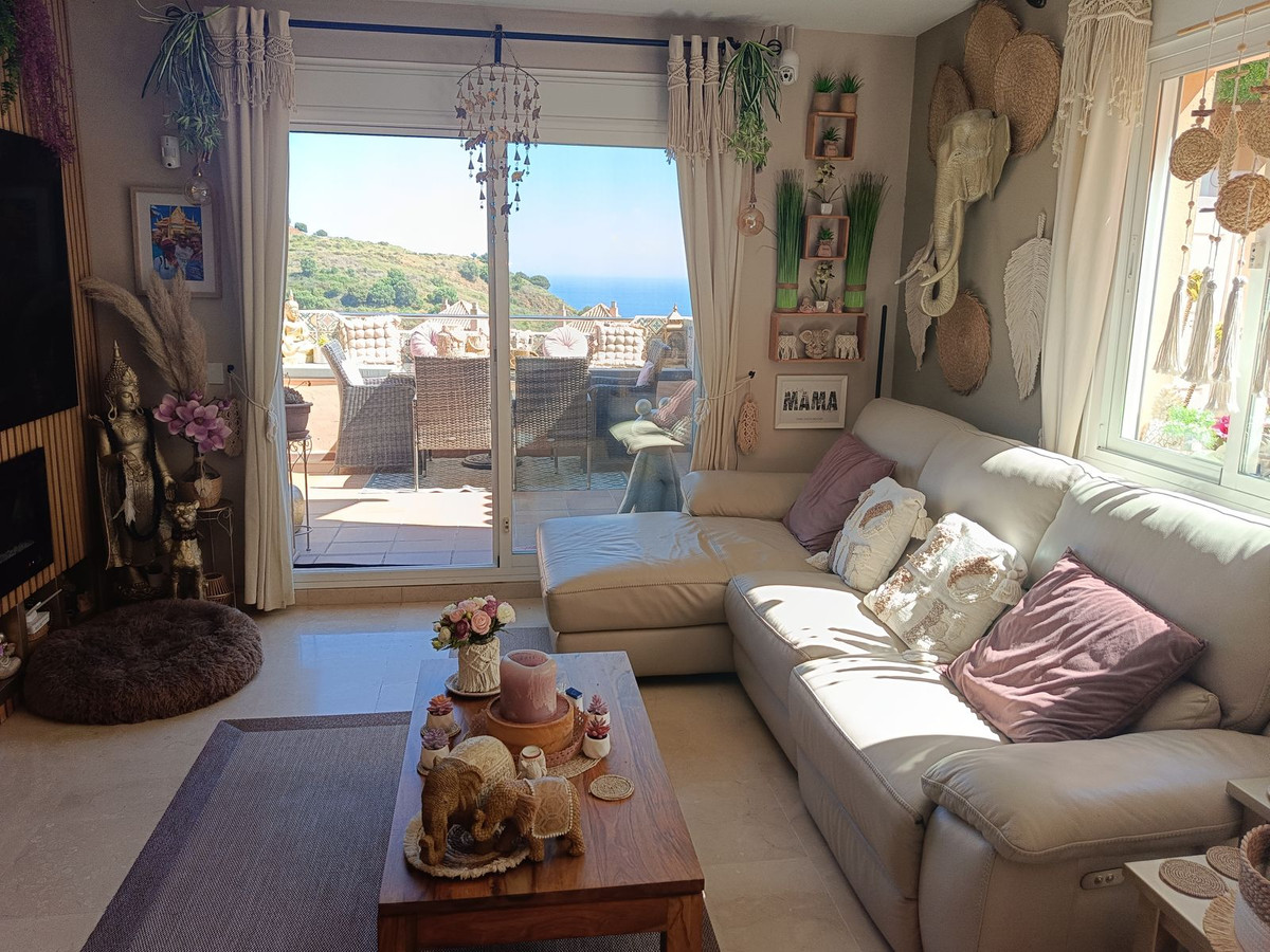 3 Bed Apartment for sale in Calahonda Costa Del Sol, Málaga, Spain