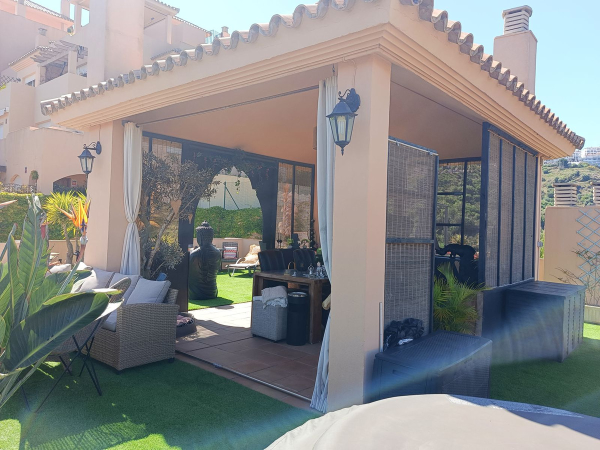 3 Bed Apartment for sale in Calahonda Costa Del Sol, Málaga, Spain