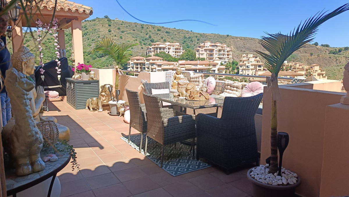 3 Bed Apartment for sale in Calahonda Costa Del Sol, Málaga, Spain