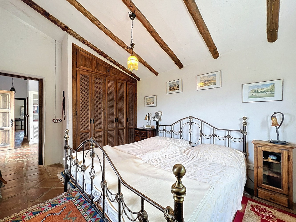 Se vende Villa - Chalet de 3 dormitorios en Costa Del Sol East, Málaga, España