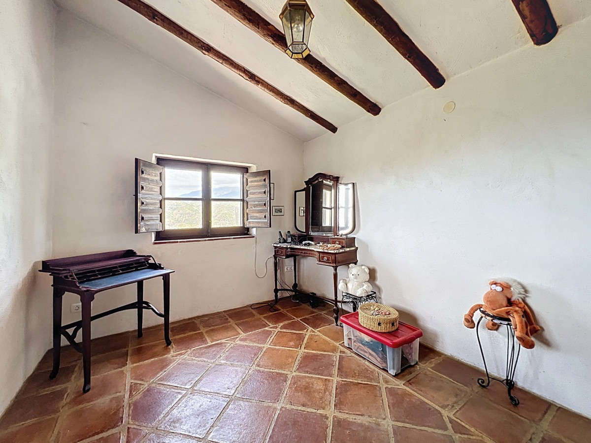 Se vende Villa - Chalet de 3 dormitorios en Costa Del Sol East, Málaga, España