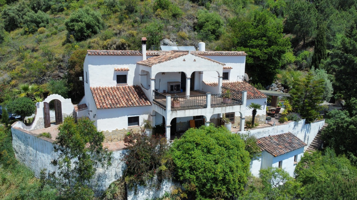 Se vende Villa - Chalet de 3 dormitorios en Costa Del Sol East, Málaga, España