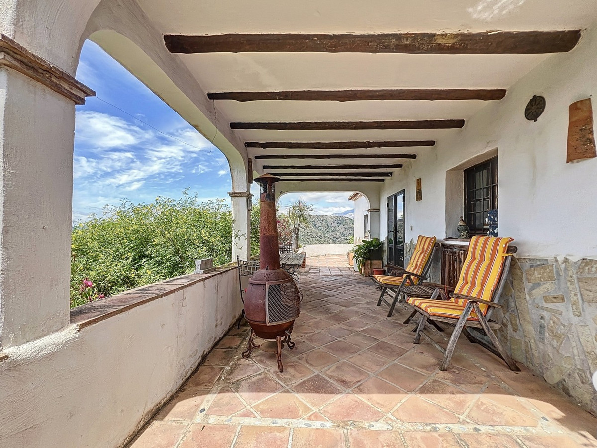 Se vende Villa - Chalet de 3 dormitorios en Costa Del Sol East, Málaga, España