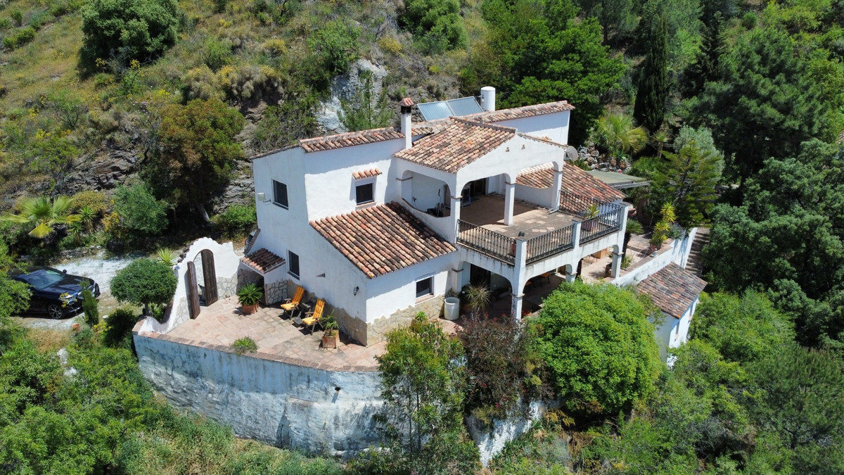 Se vende Villa - Chalet de 3 dormitorios en Costa Del Sol East, Málaga, España