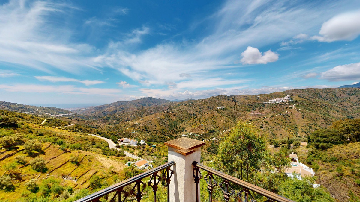 Se vende Villa - Chalet de 3 dormitorios en Costa Del Sol East, Málaga, España