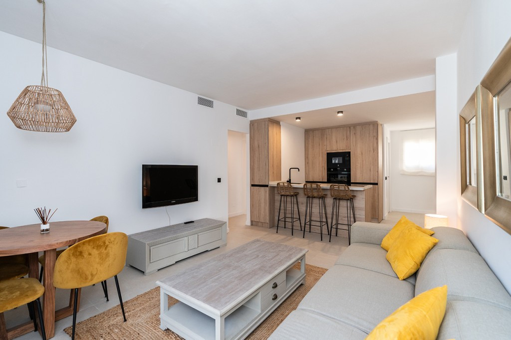 Se vende Apartamento Planta Media de 2 dormitorios en Costa Del Sol, Málaga, España