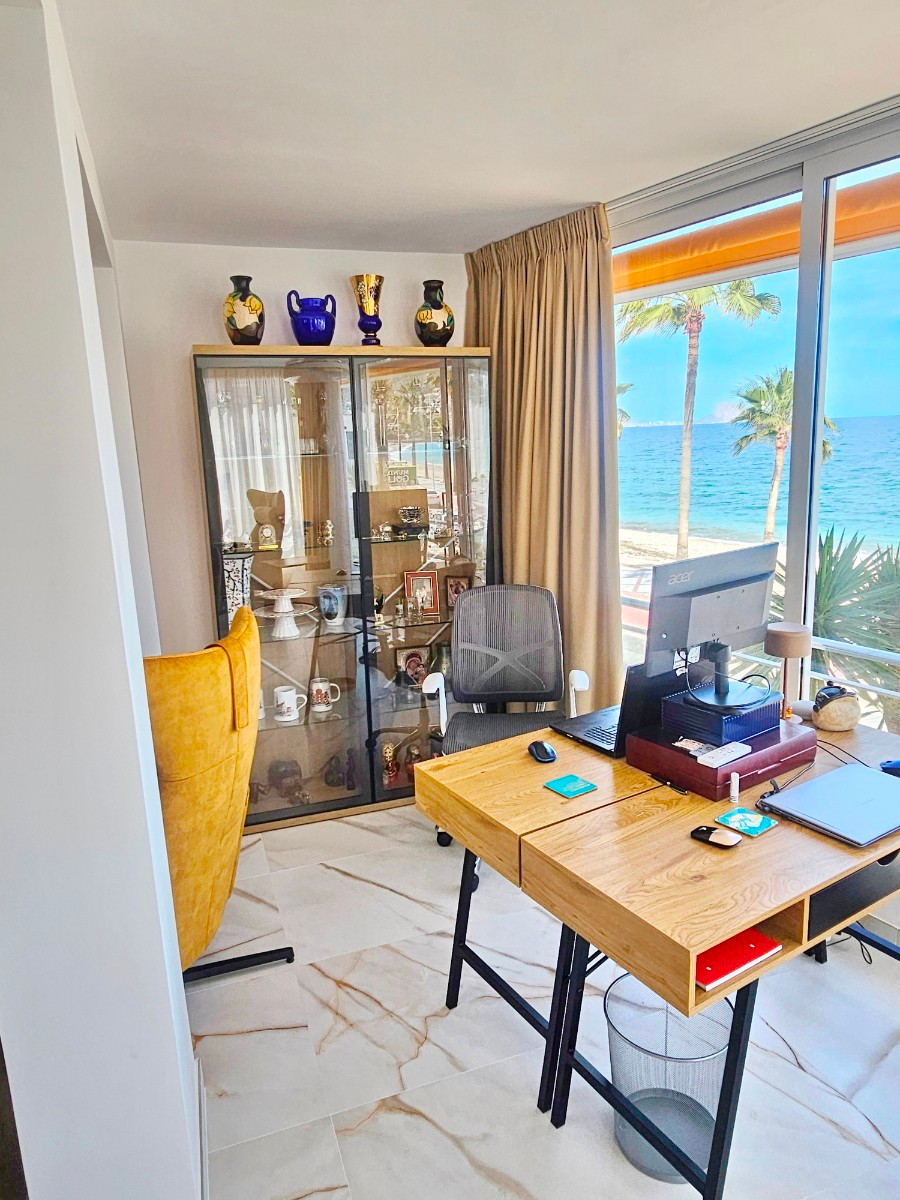 Se vende Apartamento Planta Media de 2 dormitorios en Costa Blanca, Alicante, España