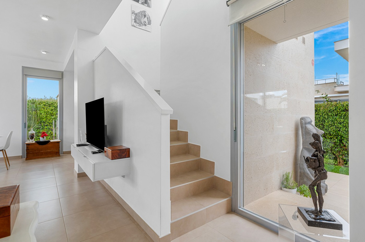3 Bed Townhouse for sale in Jacarilla Costa Blanca, Alicante, Spain