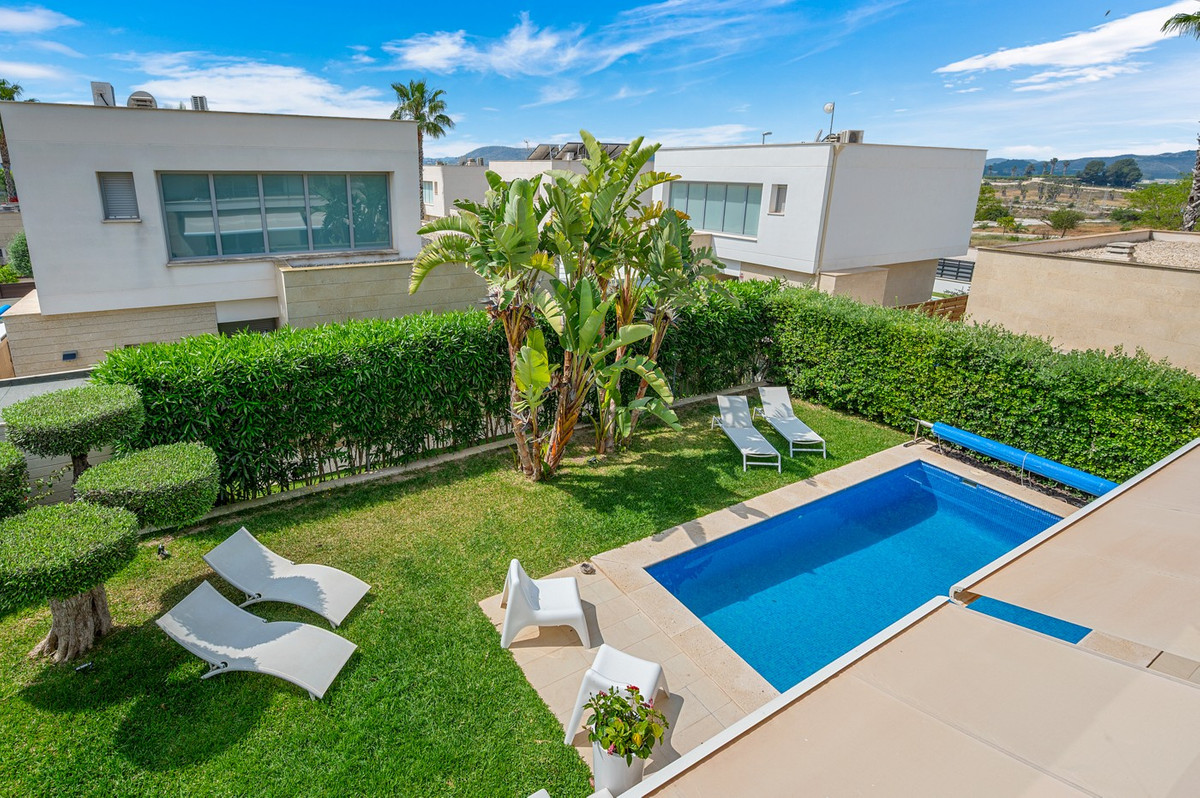 3 Bed Townhouse for sale in Jacarilla Costa Blanca, Alicante, Spain