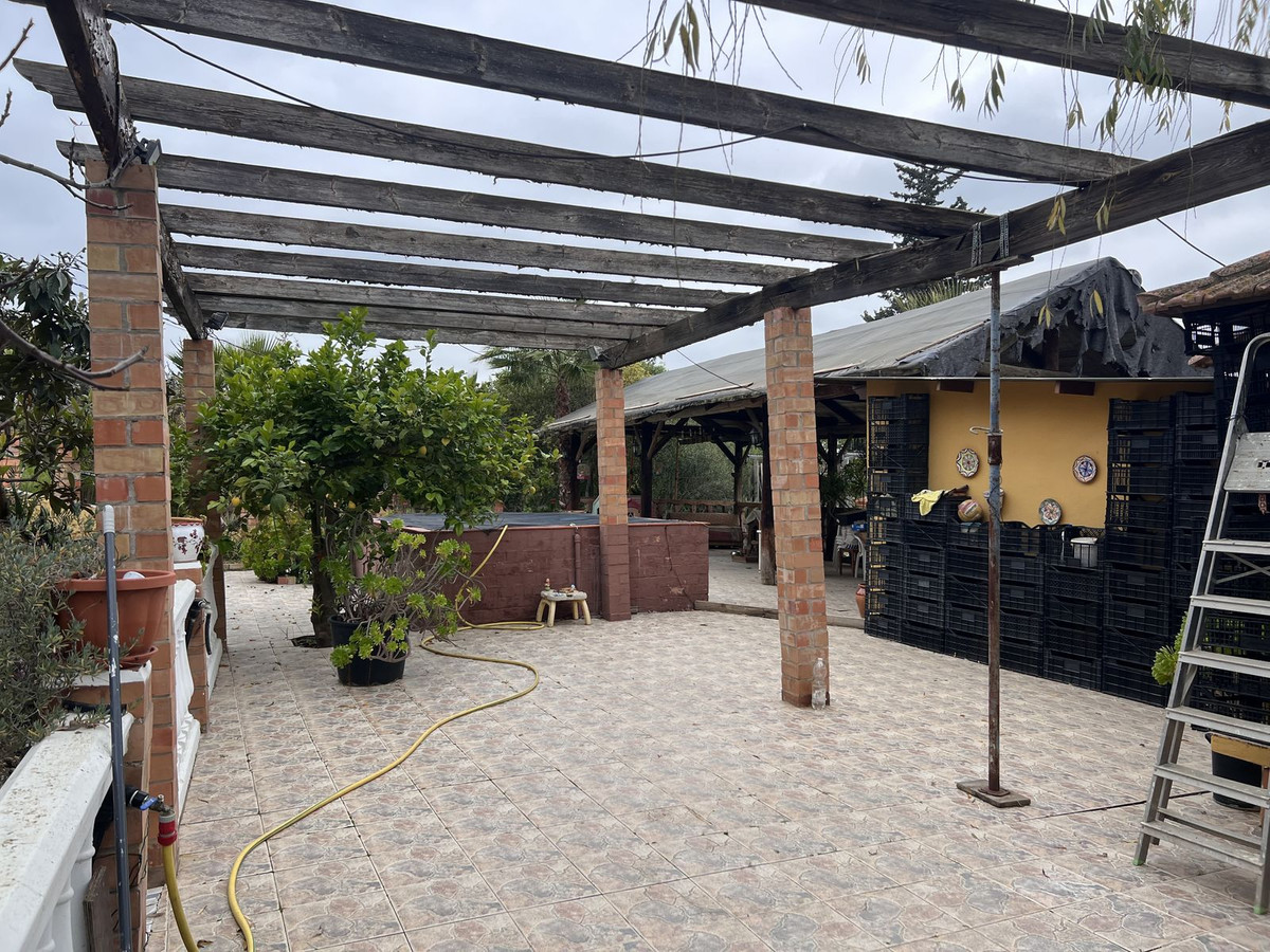 Se vende Finca - Cortijo de 2 dormitorios en Málaga Ciudad, Málaga, España