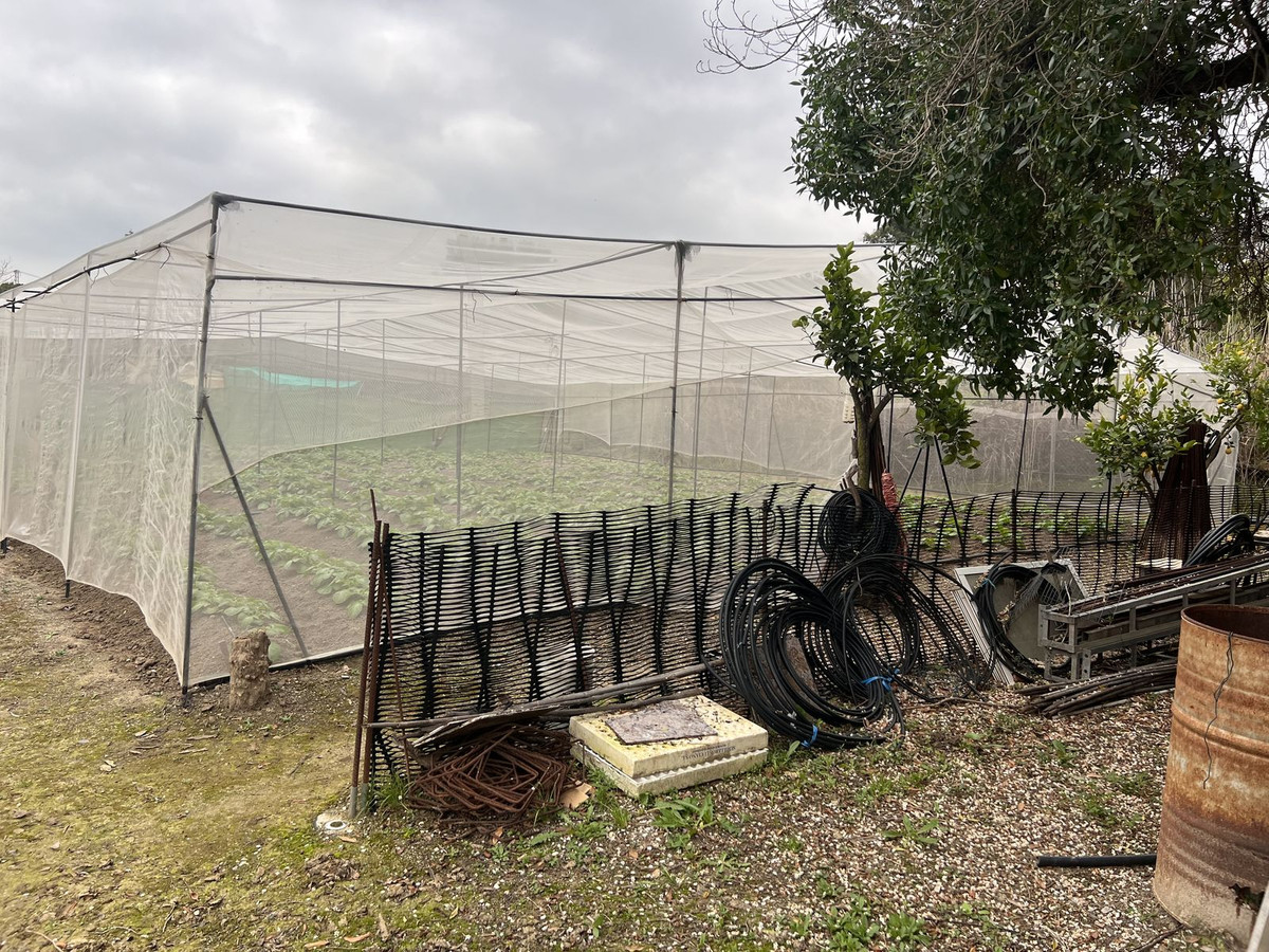 Se vende Finca - Cortijo de 2 dormitorios en Málaga Ciudad, Málaga, España