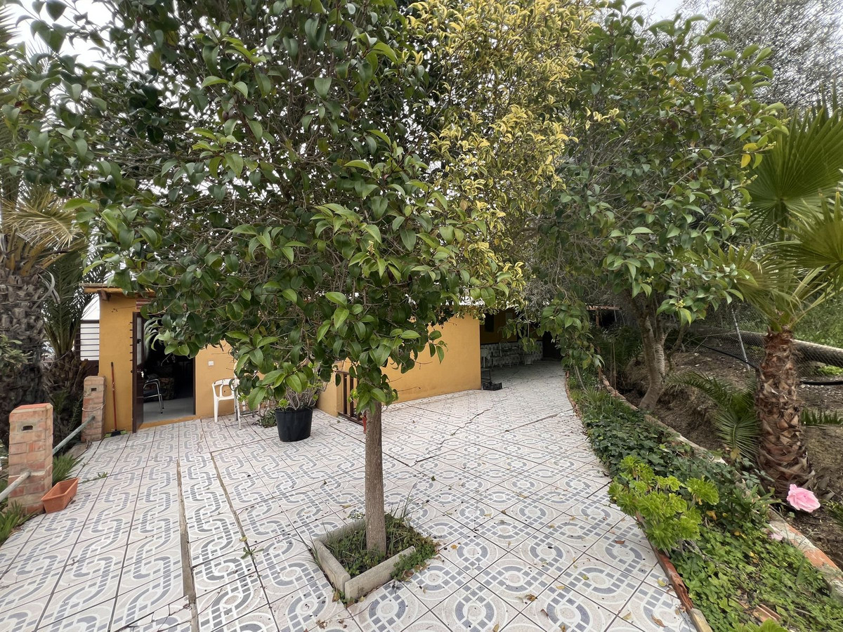 Se vende Finca - Cortijo de 2 dormitorios en Málaga Ciudad, Málaga, España